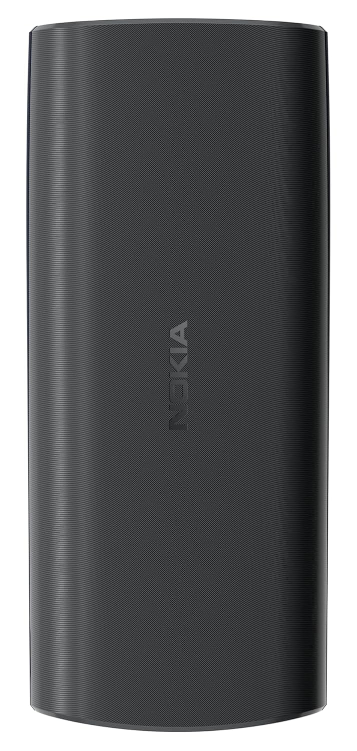 Koyu gri bir Nokia telefonun arkası. Nokia logosu ortada. Yüzey yatay çizgilerle dokulu.