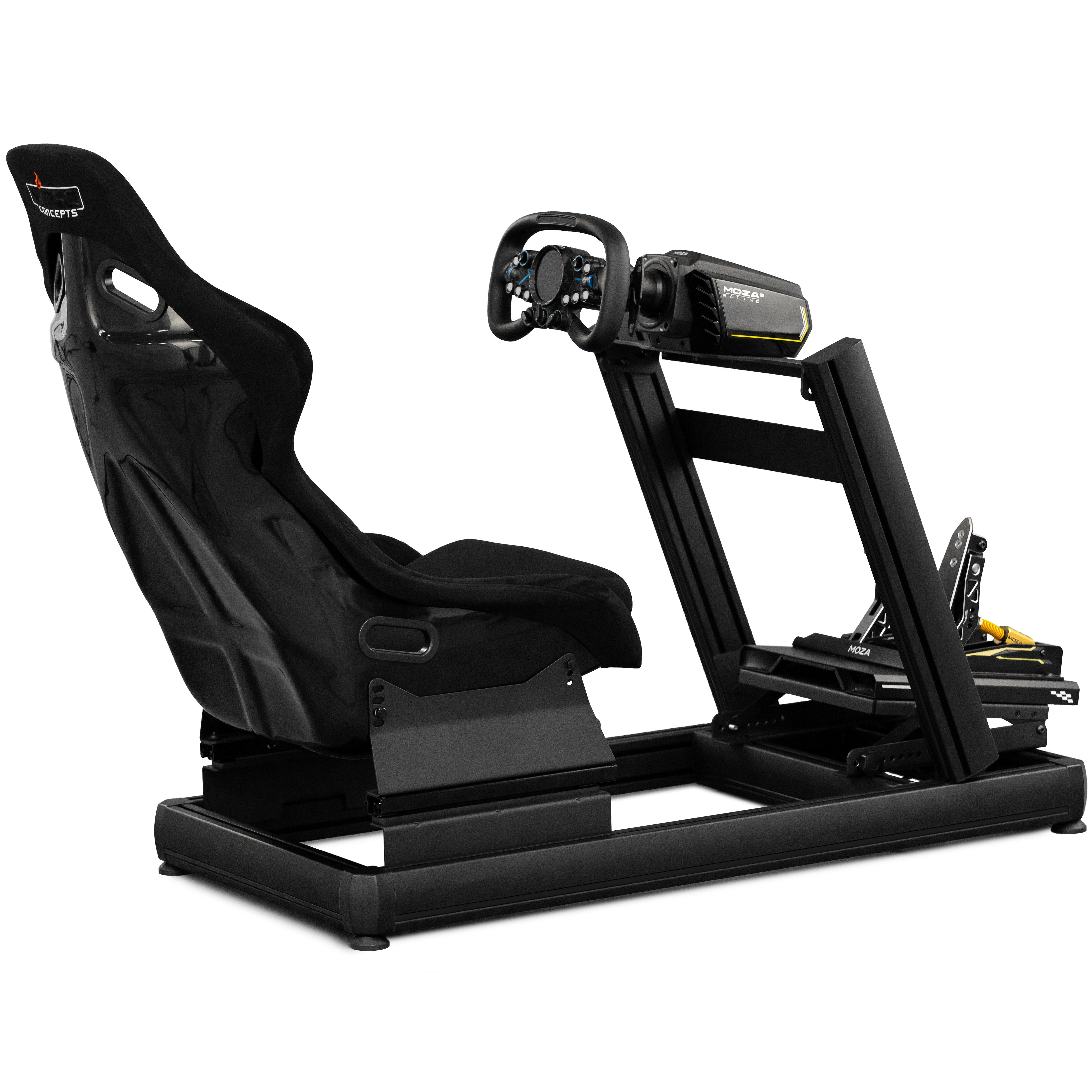 Schwarzes Rennsimulator-Setup. Enthält Sitz, Lenkrad, Pedale und Rahmen. MOZA Racing-Logo sichtbar.