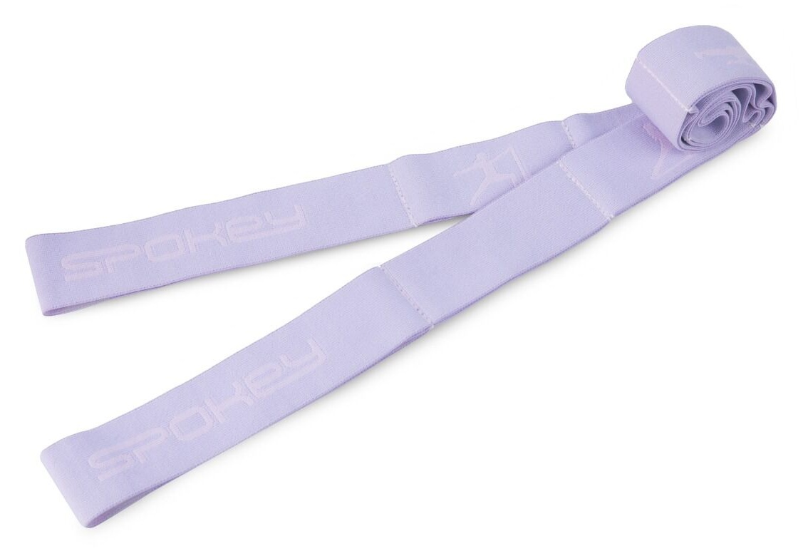 Pokazana jest jasno fioletowa taśma oporowa Spokey. Jest zwinięta na jednym końcu i ma nadruk 'Spokey'.