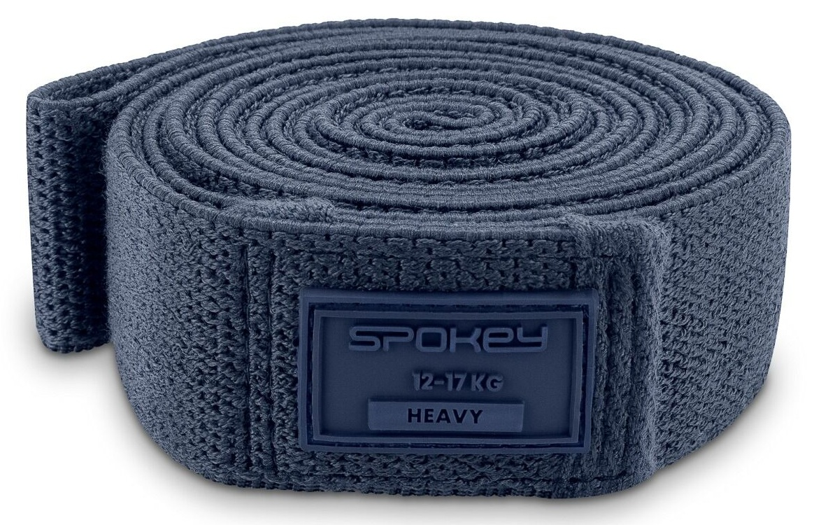 Zwinięta niebieska taśma oporowa Spokey. Etykieta na taśmie głosi 'Spokey 12-17 KG Heavy'.
