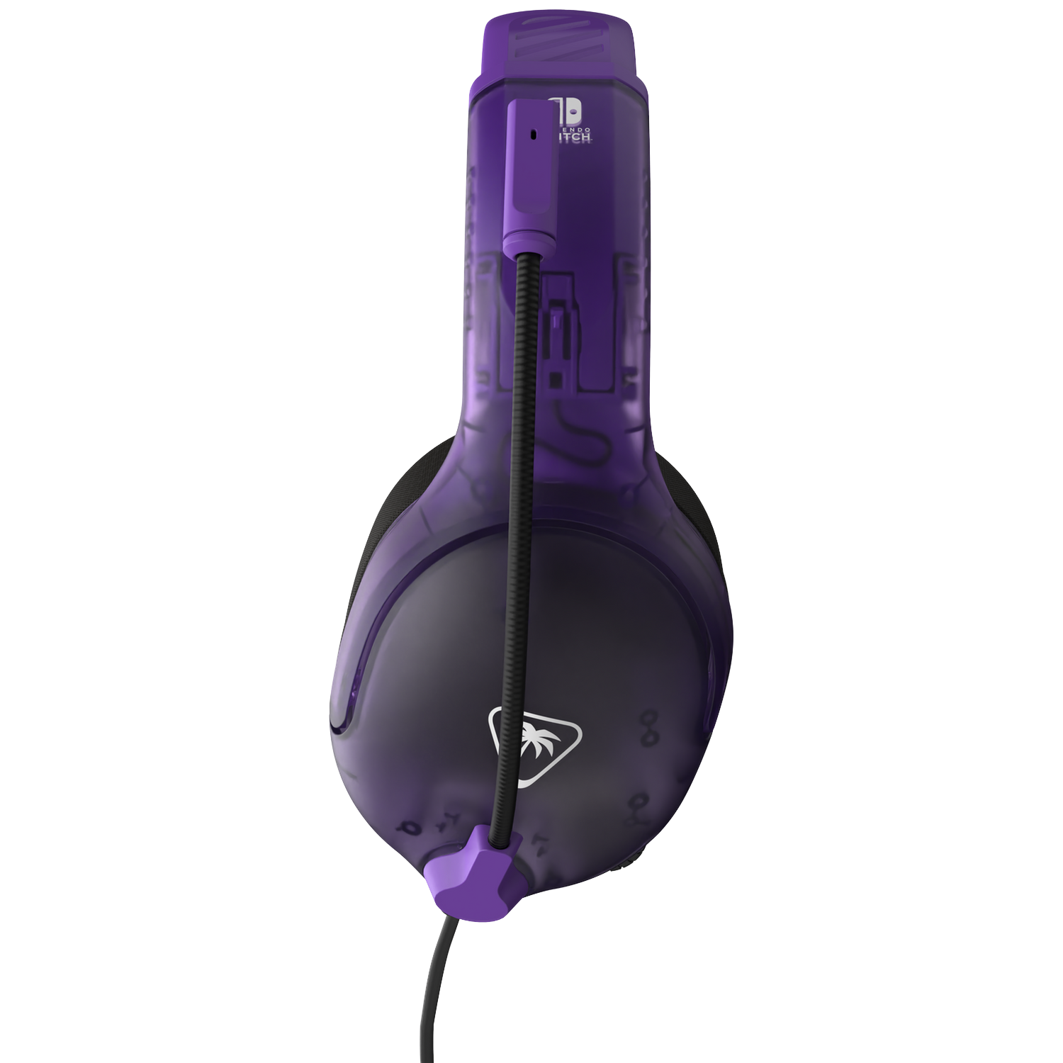 Een paarse en zwarte gamingheadset. De headset heeft een flexibele microfoon en een snoer. De achtergrond is wit.