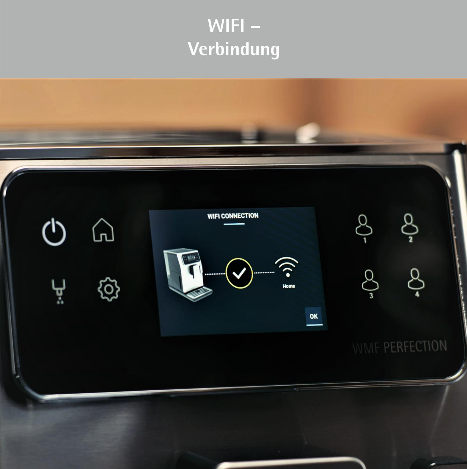 Kaffeemaschinenschnittstelle zeigt WLAN-Verbindungsstatus mit Häkchen für erfolgreiche Verbindung.