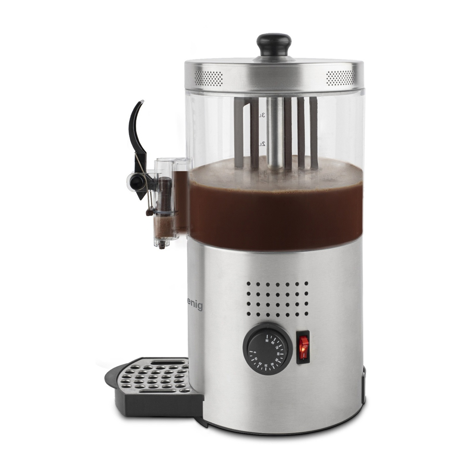 Una macchina per cioccolata calda in acciaio inossidabile. Ha un contenitore trasparente con cioccolata all'interno e un rubinetto nero. Su sfondo bianco.