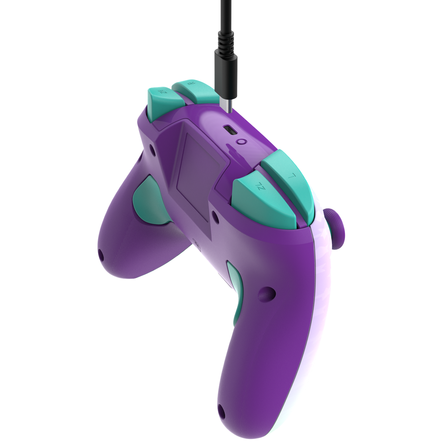 Een paarse en blauwgroene gamecontroller, verbonden met een zwarte kabel, hangt tegen een witte achtergrond.