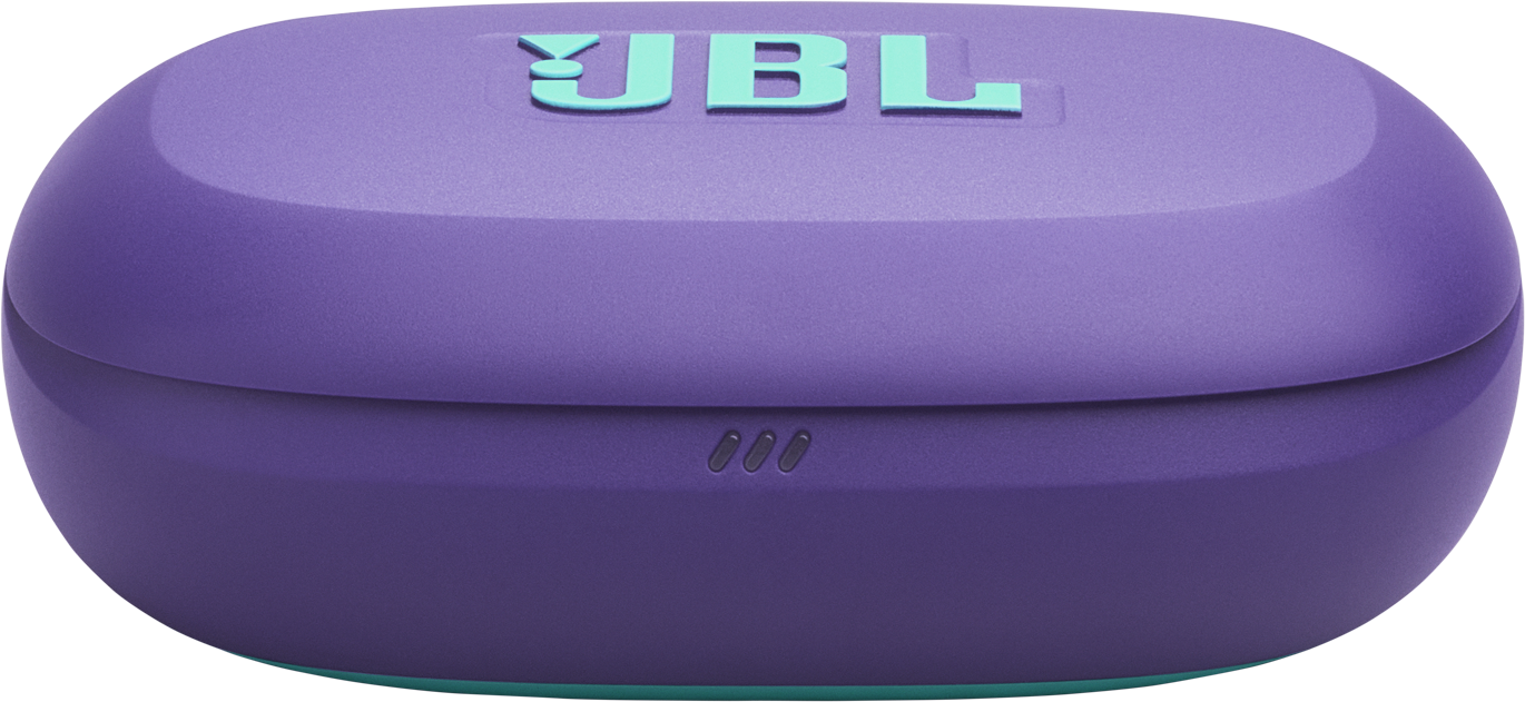Egy lila JBL fülhallgató tok. Zöldeskék JBL logó felül. Három kis pont alul. Lekerekített élek. Fekete háttér.