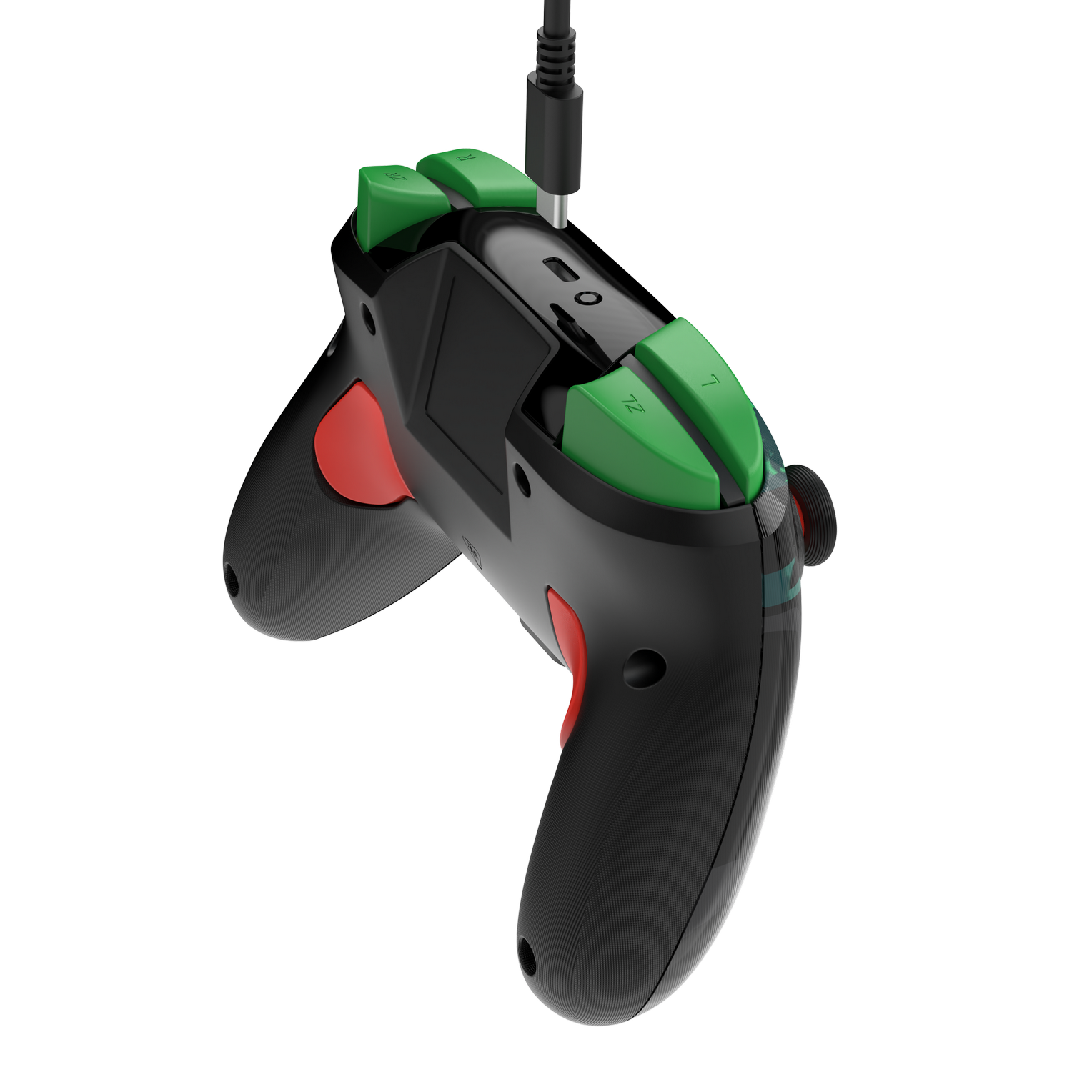 Controlador de juego negro y verde con botones rojos, conectado a un cable. El fondo es gris liso.