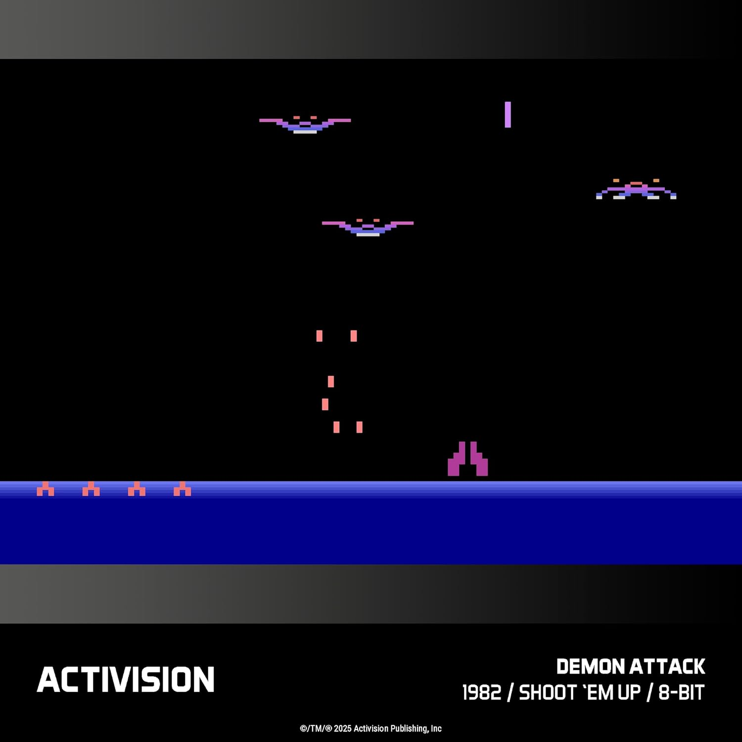 Capture d'écran de jeu vidéo 8 bits. Vaisseaux spatiaux et projectiles sur fond noir. Le mot ACTIVISION est visible.