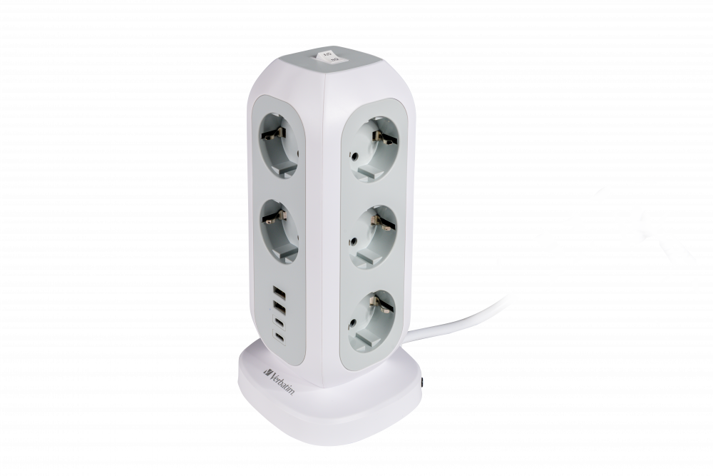 Çoklu priz ve USB portlarına sahip beyaz ve gri bir uzatma kablosu. Döner bir tasarıma ve güç kablosuna sahiptir.