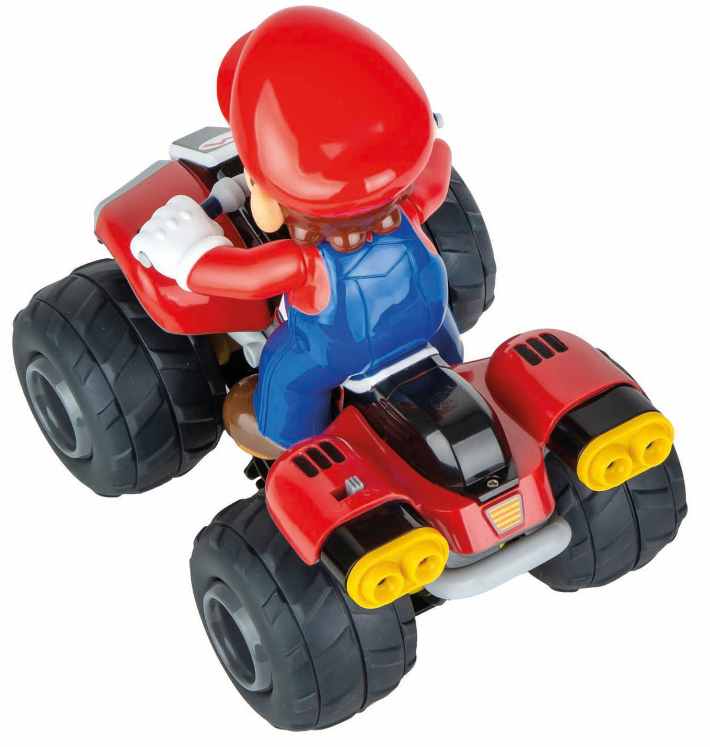 Mario-Spielfigur in einem roten Kart. Mario trägt einen roten Hut, blaue Latzhose und weiße Handschuhe. Der Kart ist rot mit schwarzen Rädern und gelbem Auspuff.