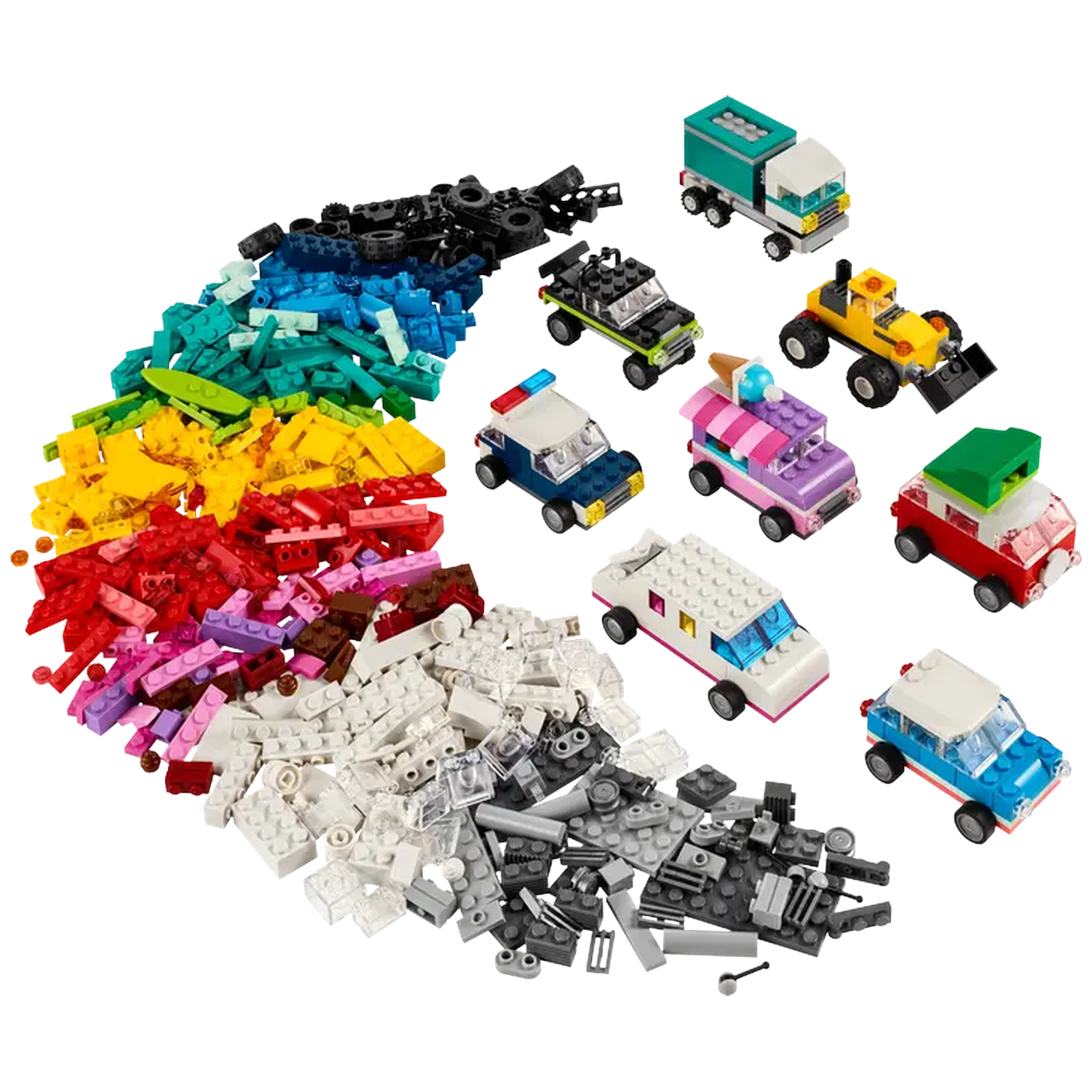 Briques Lego colorées et voitures jouets. Les voitures comprennent une voiture de police, un camion de crème glacée et d'autres véhicules. Plusieurs couleurs sont présentes.