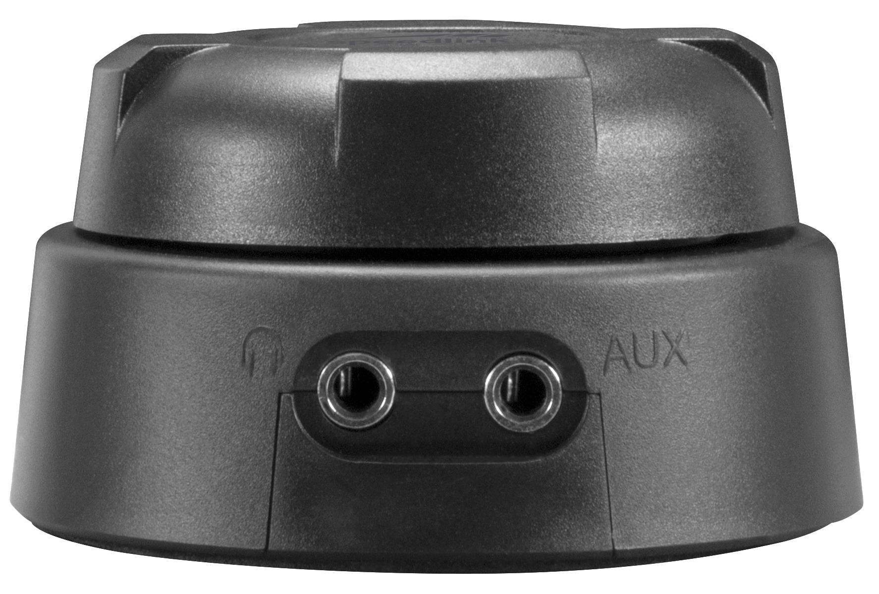 Ein schwarzes Gerät mit zwei Audioeingängen und der Aufschrift AUX. Das Gerät hat eine runde Basis mit sechseckiger Oberseite.