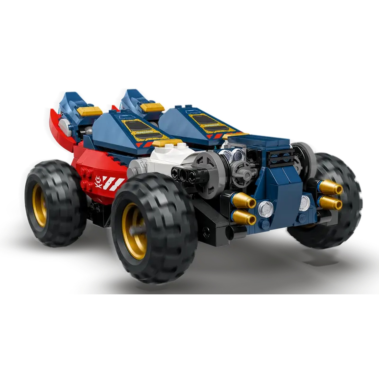 Een Lego-auto in rood, blauw en zwart met grote banden. De auto heeft gouden accenten en een gedetailleerde motor.