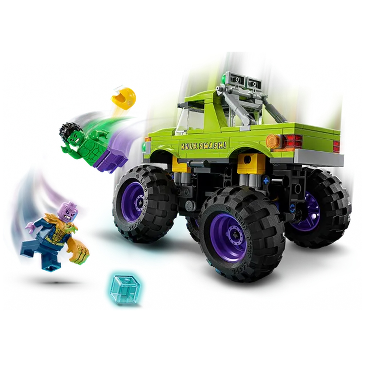 Set Lego : figurines Hulk et Thanos avec un monster truck vert. Hulk vole, un casque est en l'air. Un cube brillant.