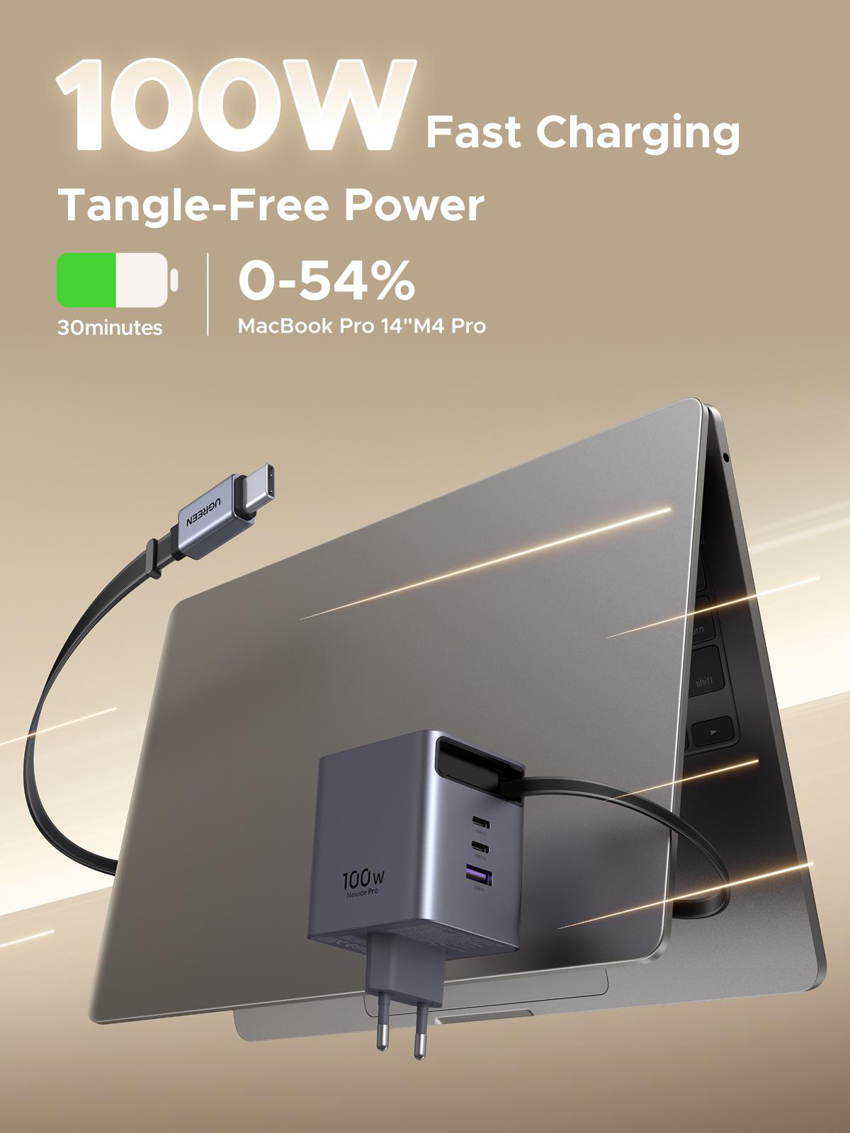 Ein Laptop ist mit einem Ladegerät verbunden. Das Ladegerät hat USB-Anschlüsse, und der Laptop-Akku zeigt eine Ladung von 0-54% in 30 Minuten an.