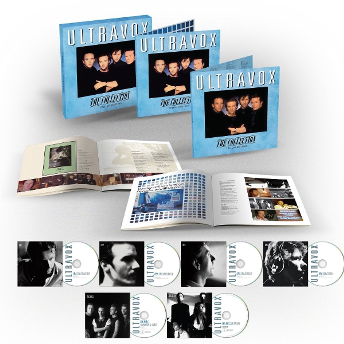 Coffret d'albums avec plusieurs CD et livrets. La couverture de l'album présente le groupe Ultravox. La mise en page comprend des livrets ouverts et des CD.