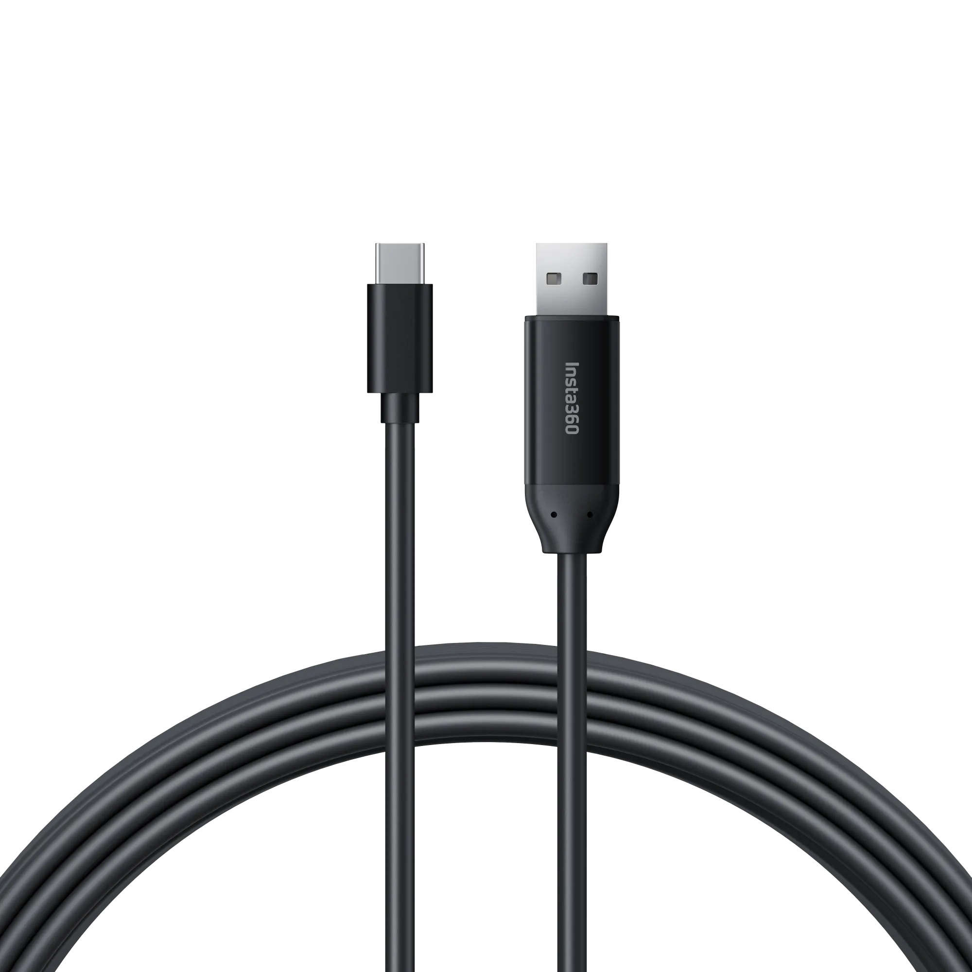 Ein schwarzes USB-Kabel mit einem USB-C- und einem USB-A-Anschluss. Das Kabel ist unten aufgerollt.