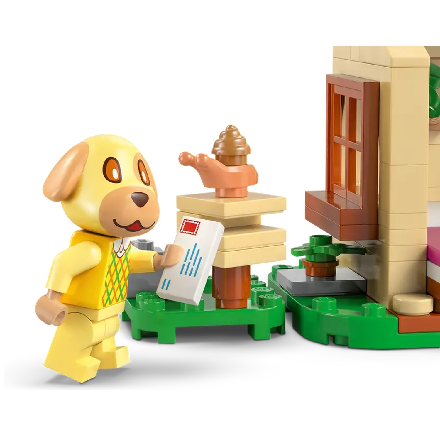 Une figurine de chien jaune tenant une lettre se tient à côté d'un bâtiment et d'une structure brun clair.