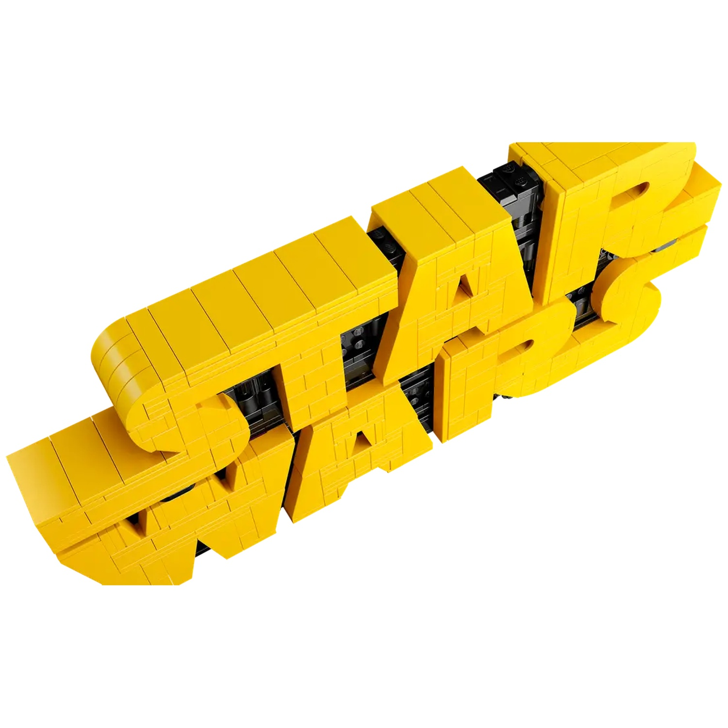 Het gele LEGO Star Wars-logo is schuin. De letters zijn gemaakt van gele blokken. De achtergrond is wit.