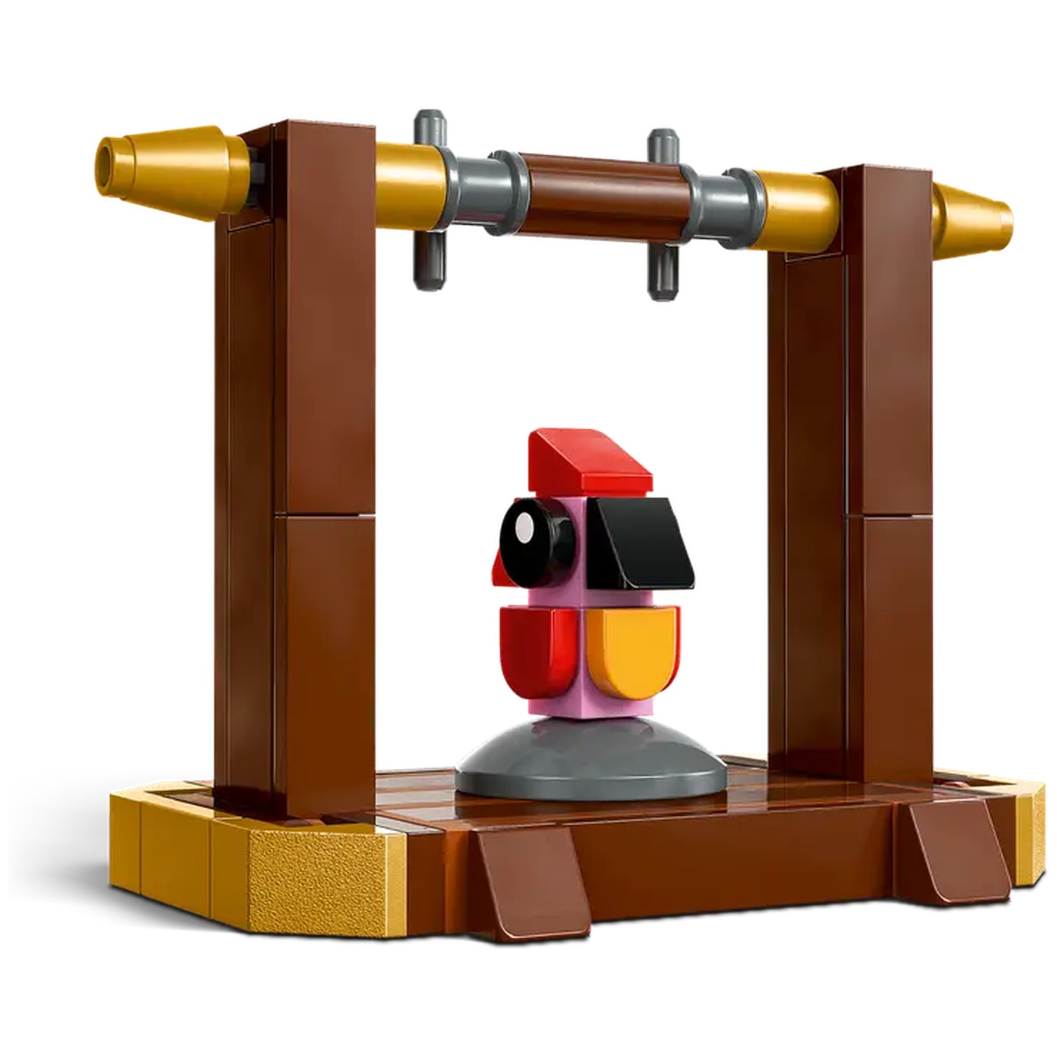 Een Lego-structuur met een kleurrijk vogelachtig figuur in het midden. De structuur is bruin en goud. De vogel is rood, zwart, roze en geel.