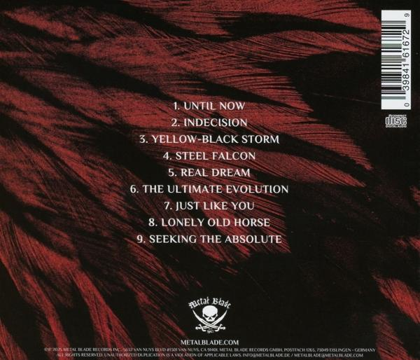 CD-Rückseite mit Songtiteln und Metal Blade Logo. Dunkelroter Hintergrund mit federartigen Mustern.
