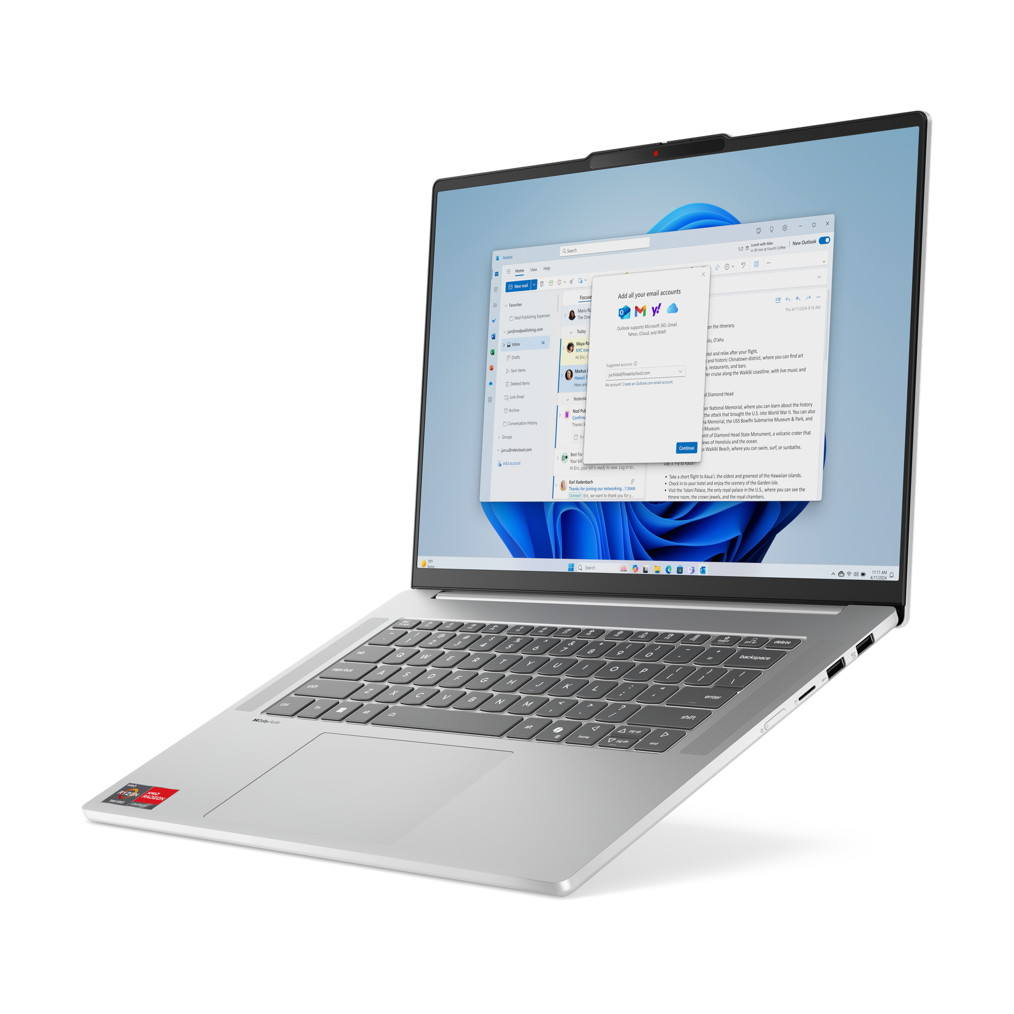 Silberner Laptop auf schwarzer Oberfläche. Bildschirm zeigt ein E-Mail-Setup-Fenster.
