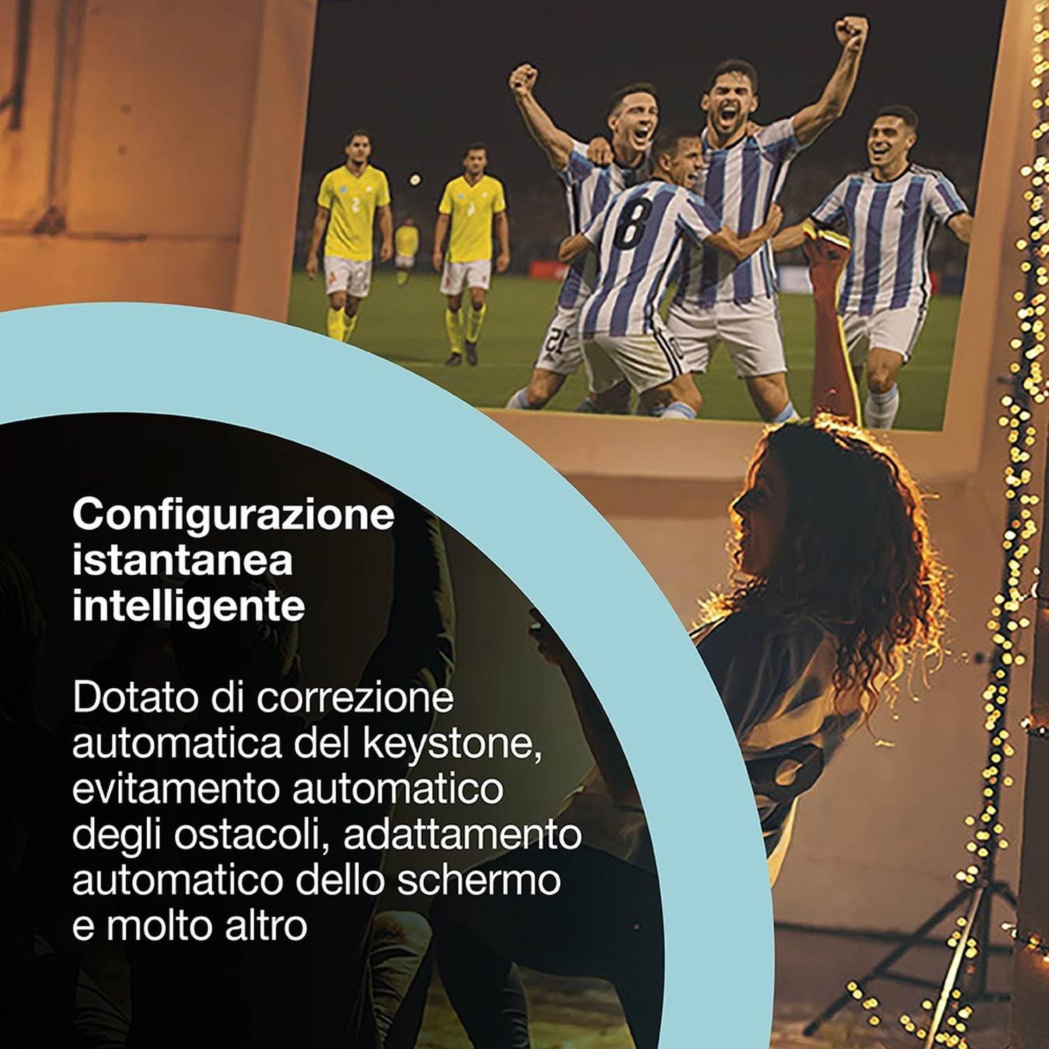 L'immagine mostra uno schermo di proiezione con una partita di calcio. Una donna guarda, luci e testo sono sul lato. Il testo dice che è intelligente.
