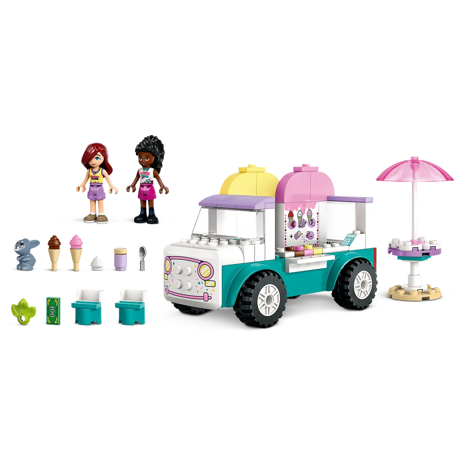 Lego set van een ijscowagen met twee minifiguren, ijshoorntjes, een tafel en andere accessoires.