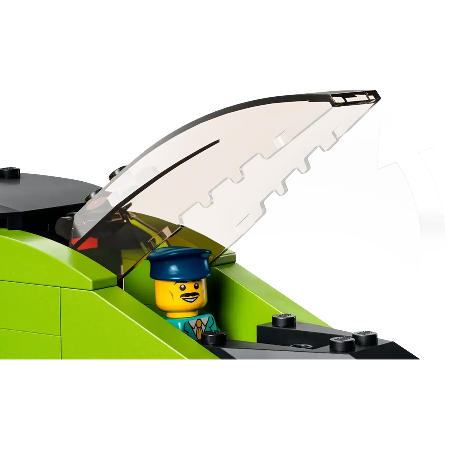 Een Lego-figuur met een snor draagt een blauwe hoed in een groene speelgoedauto. De voorruit van de auto is omhoog geklapt.