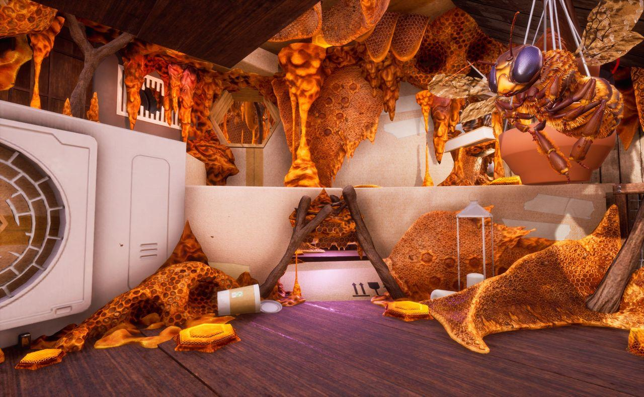 Ein surrealer Raum mit Wabenstrukturen, einer großen Biene und einem weißen Gerät. Der Boden ist aus Holz, und die Szene ist hell beleuchtet.