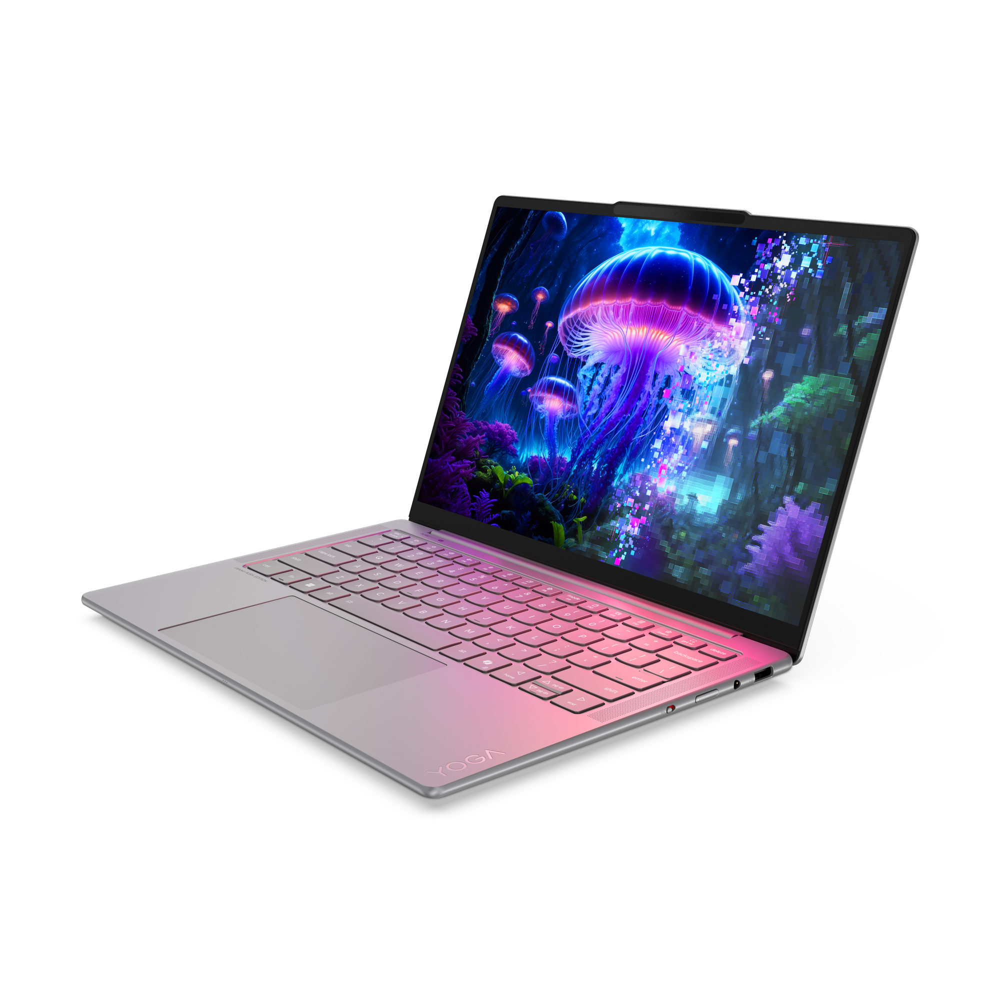 Silberner Laptop mit einem Bildschirm im Quallen-Design. Die Tastatur leuchtet rosa. Schwarzer Hintergrund.