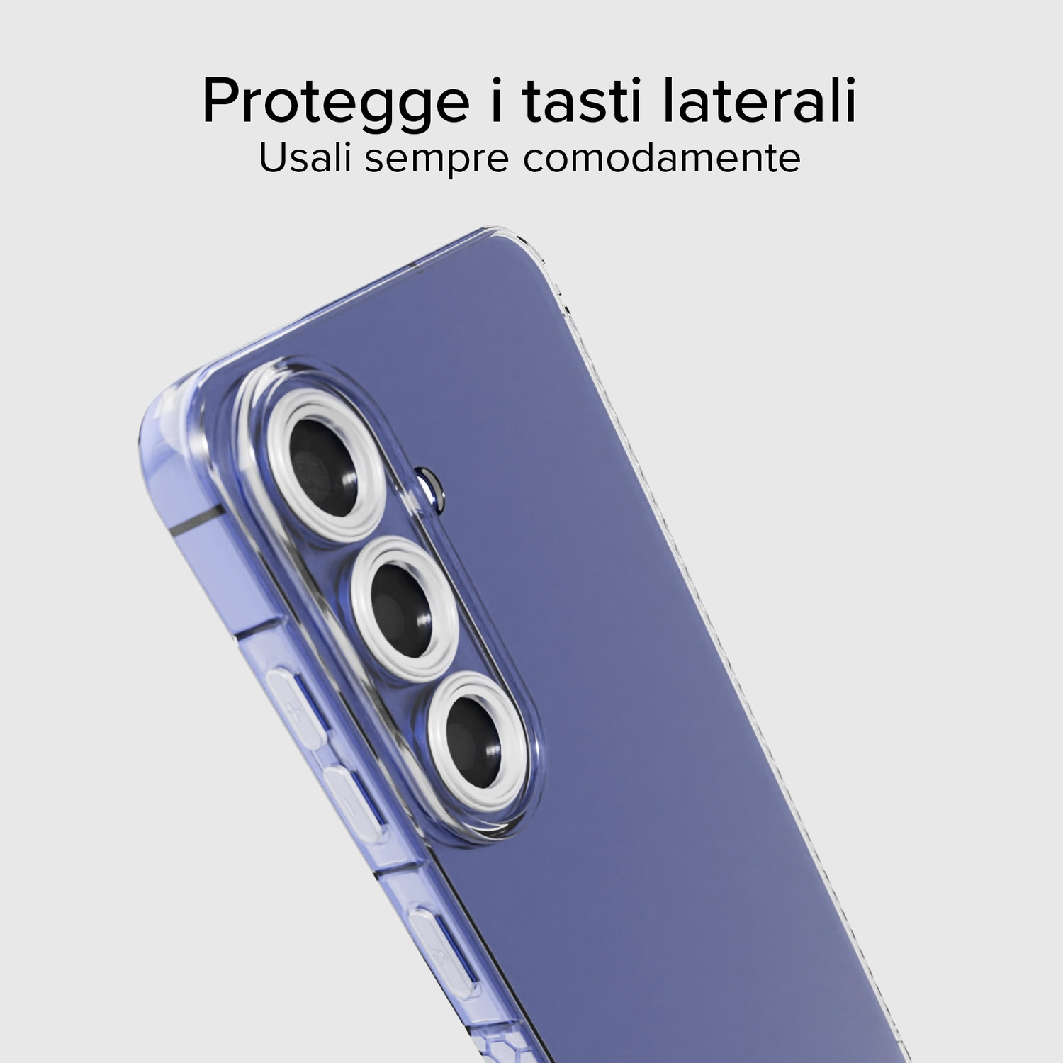 Een transparante telefoonhoes met een paarse achterkant. Het cameragedeelte is zichtbaar. De Italiaanse tekst luidt: Beschermt de zijknoppen, gebruik ze altijd comfortabel.