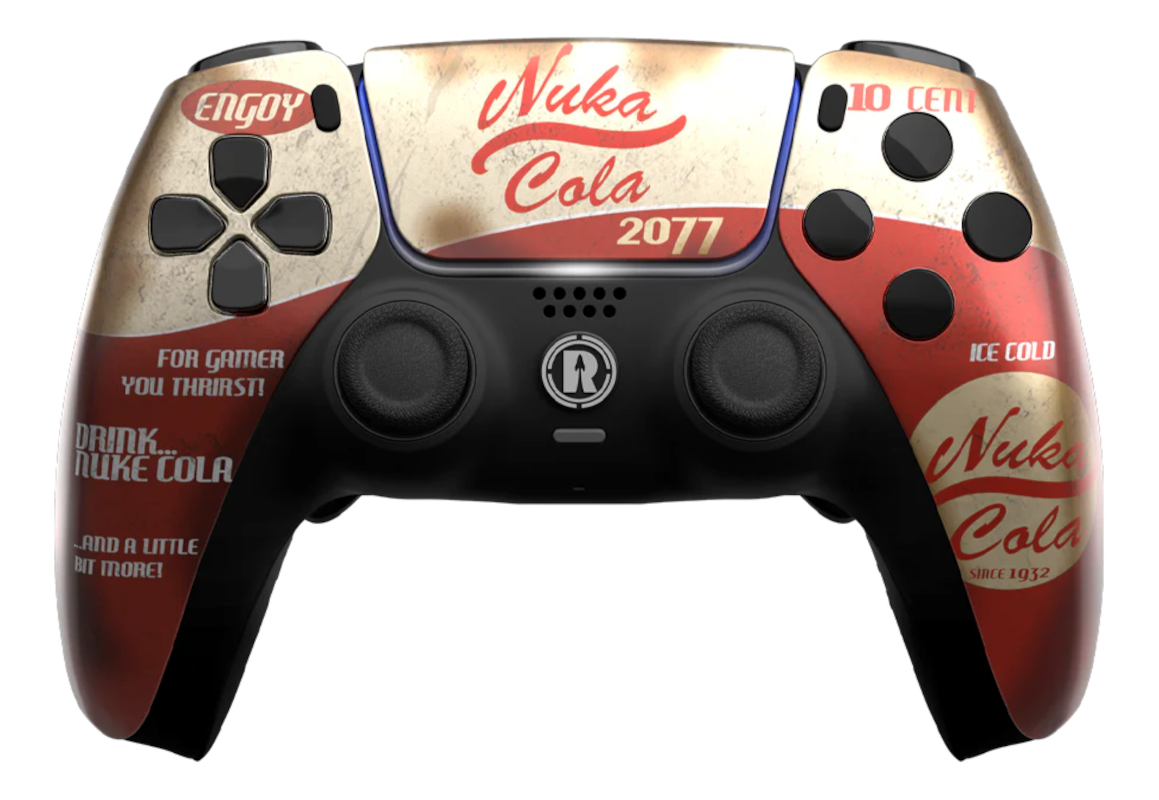 Ein PlayStation 5-Controller im Nuka Cola-Design aus Fallout. Er hat rote, beige und schwarze Farben mit Nuka Cola-Marken.