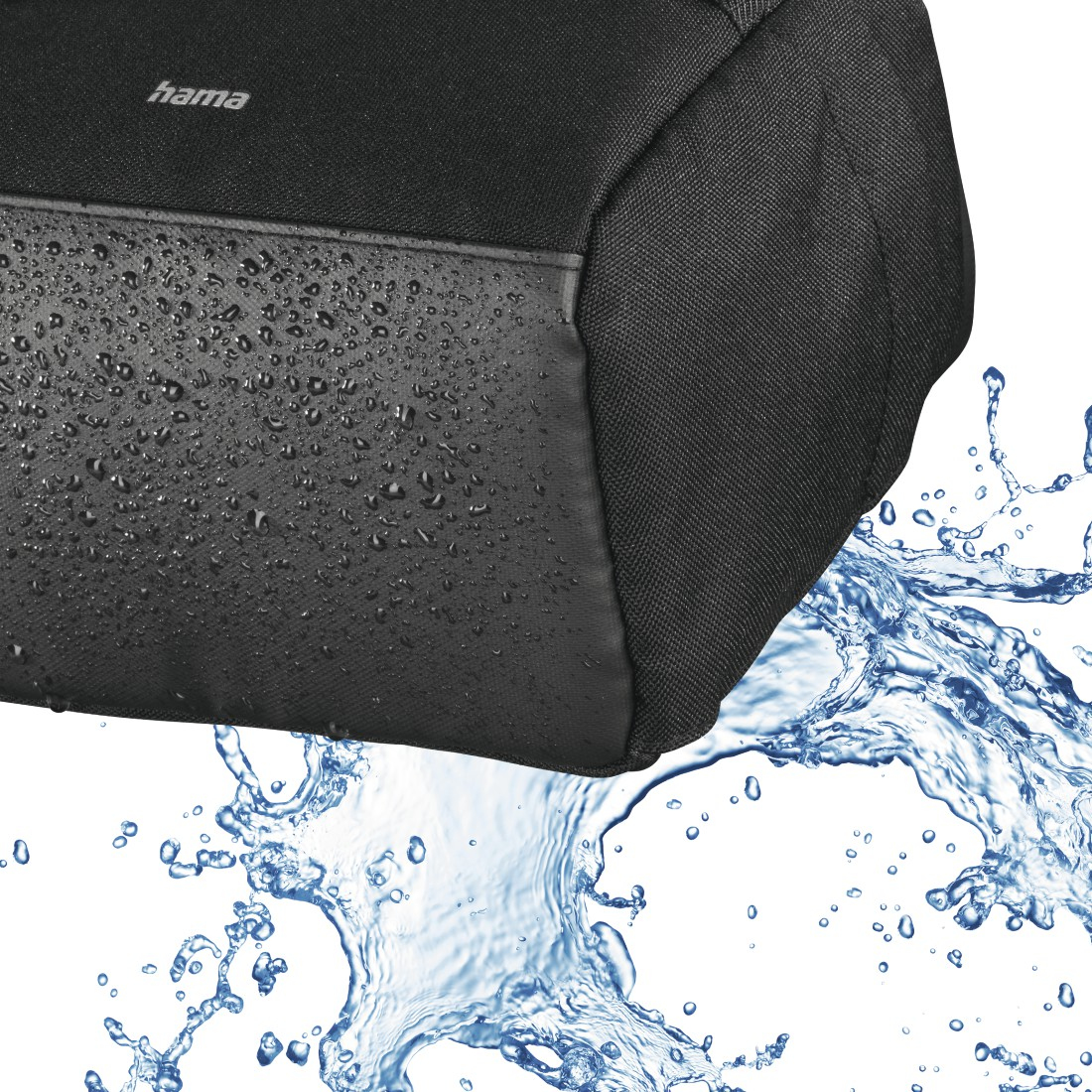 Bolsa negra con gotas de agua. Salpicaduras de agua en el fondo. Logo de Hama en la bolsa.