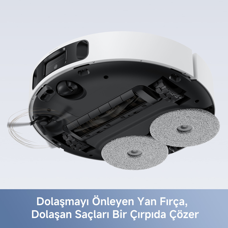 Robot süpürge alt görünümü, fırçalar, tekerlekler ve temizleme pedleri gösteriliyor. Beyaz ve siyah tasarım, açık mavi zemin üzerinde.