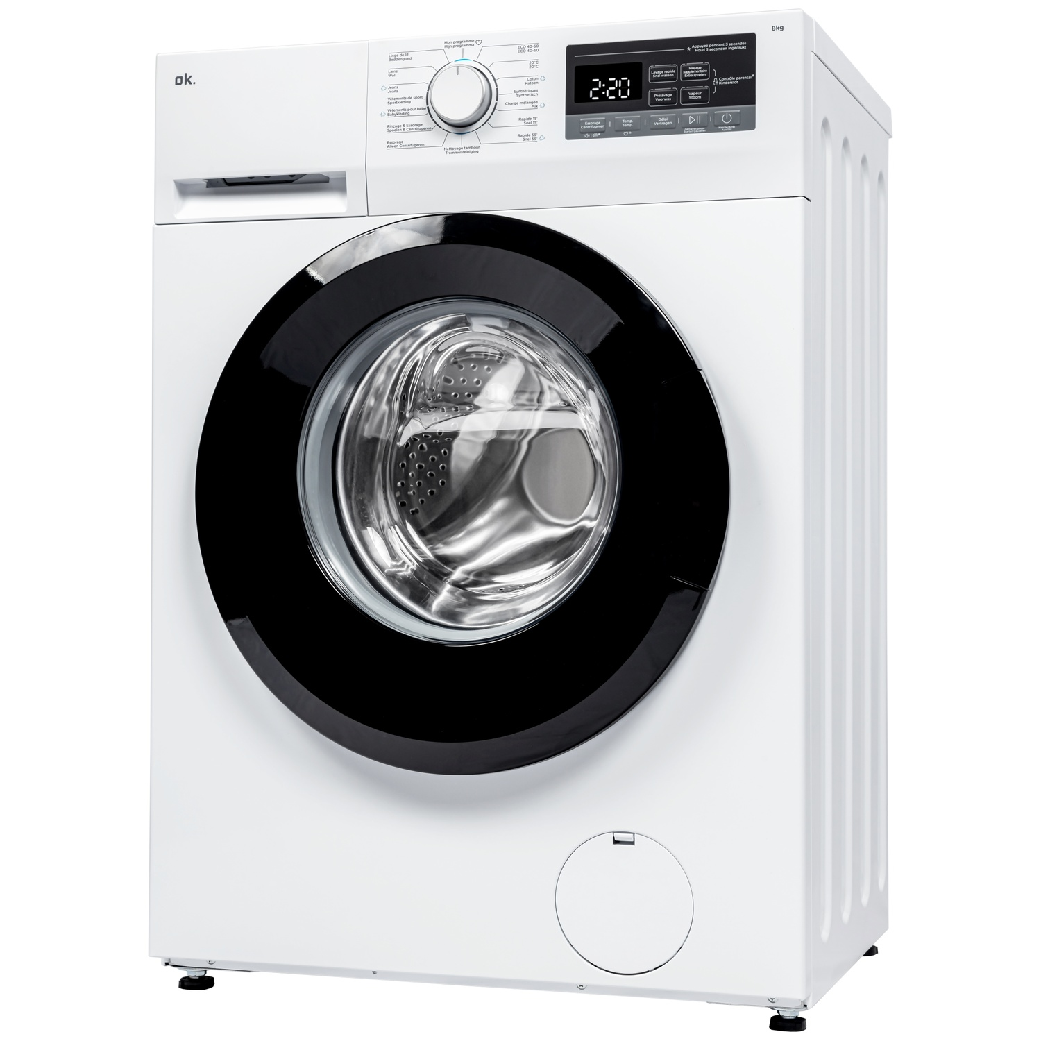 Een witte wasmachine met zwarte deur en bedieningspaneel. Het display toont 2:20. De merknaam is 'ok'.