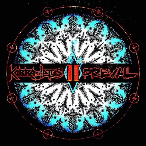 Kör alakú design kardokkal, kék és fekete elemekkel, 'Kirra Lotus II Prevail' felirattal. Piros és narancs részletek, 'Humanity' körben.