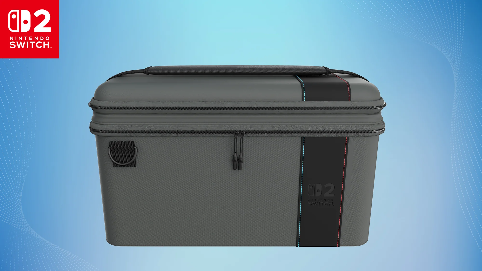 Une housse de transport grise Nintendo Switch avec des accents noirs et une bande rouge et bleue. Logo Nintendo Switch.