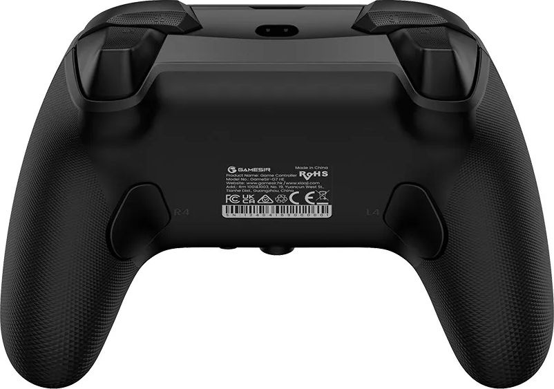 Il retro di un controller di gioco Gamesir nero. Ha i pulsanti L4, R4 e un'etichetta con informazioni sul prodotto e Made in China.