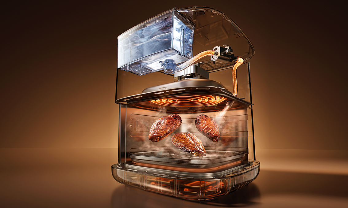 Przezroczysta frytkownica powietrzna z kurzymi skrzydełkami w środku. Frytkownica pokazuje wewnętrzne mechanizmy. Brązowe tło.