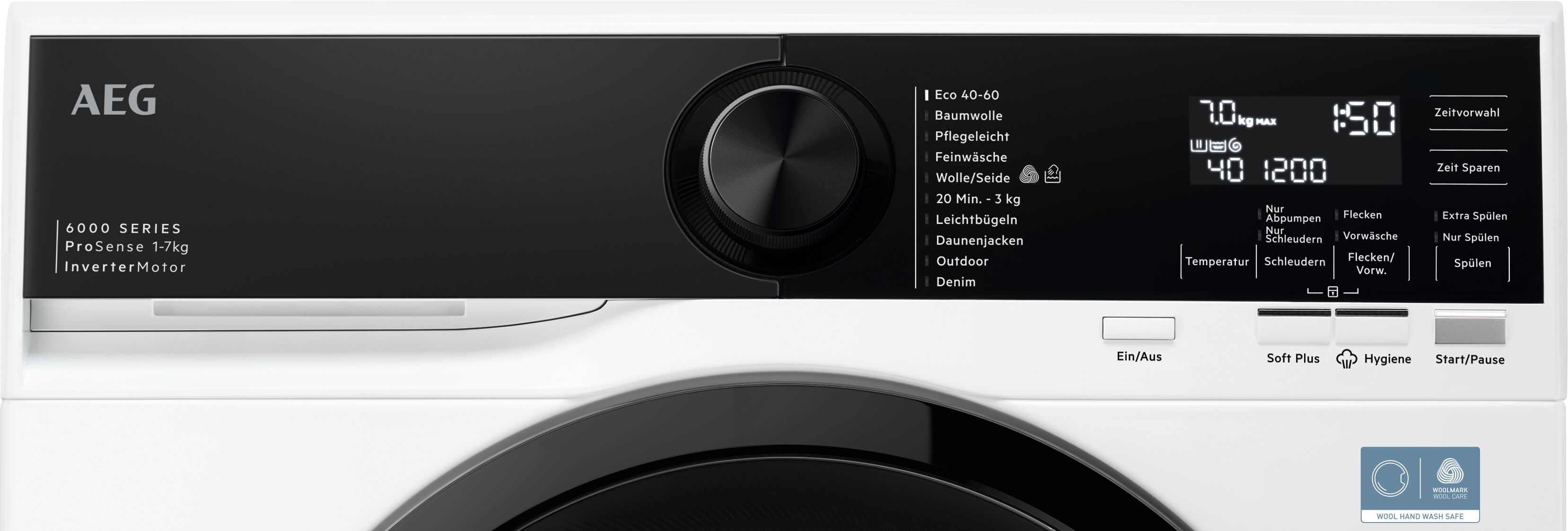 AEG Waschmaschine, schwarzes Bedienfeld mit Einstellungen und Anzeige. Weißes Gehäuse, Woolmark-Logo.