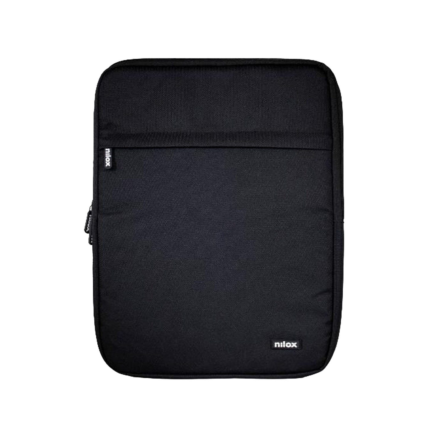 Una custodia nera per tablet Nilox. Ha una cerniera, una piccola tasca e un logo Nilox. Lo sfondo è bianco.