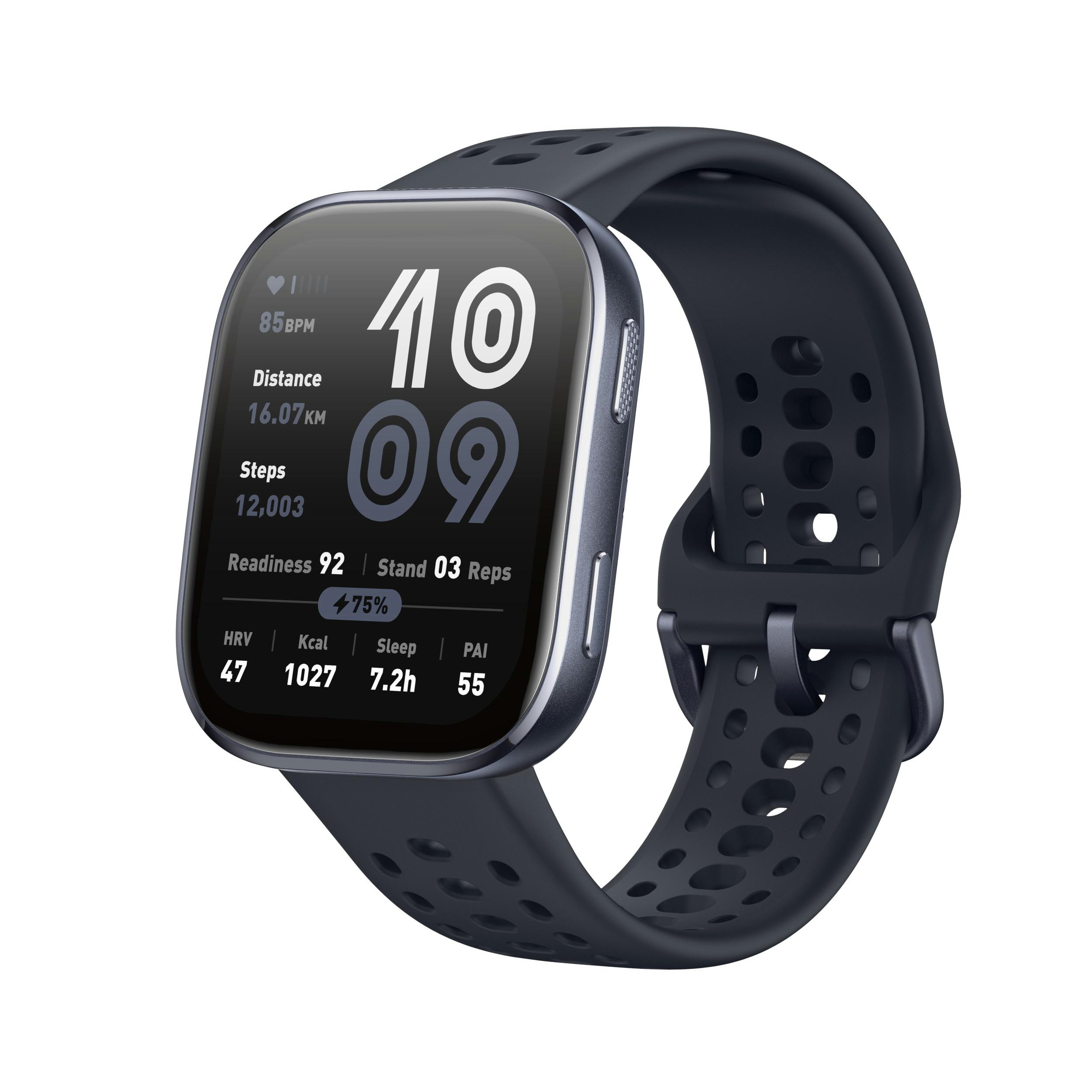 Eine dunkle Smartwatch zeigt Aktivitätsdaten und Uhrzeit an. Sie hat ein dunkles Band mit Löchern. Der Bildschirm zeigt Statistiken.