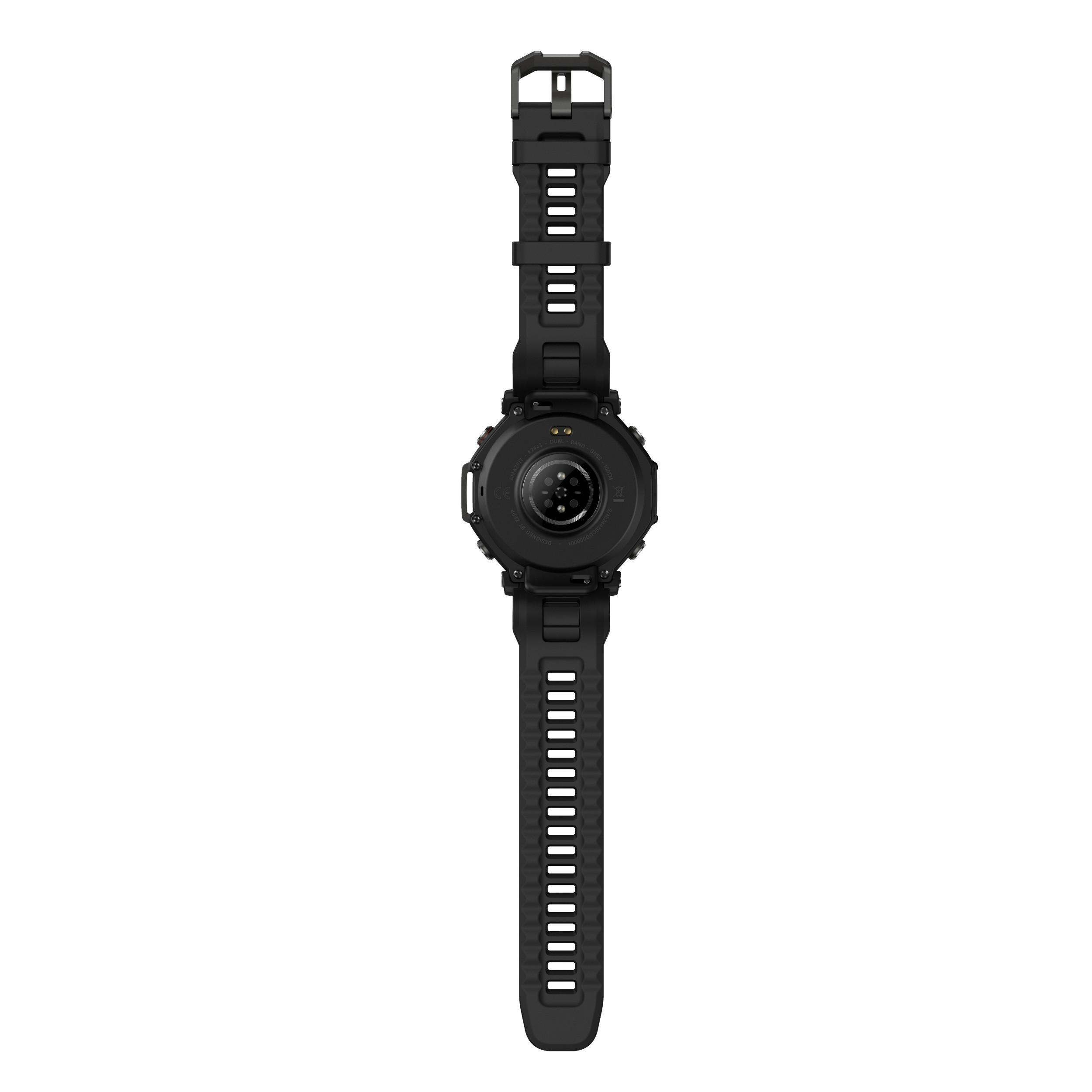 Schwarze Smartwatch, Rückansicht, mit Herzfrequenzsensor und schwarzem Armband. Die Uhr ist zentriert.