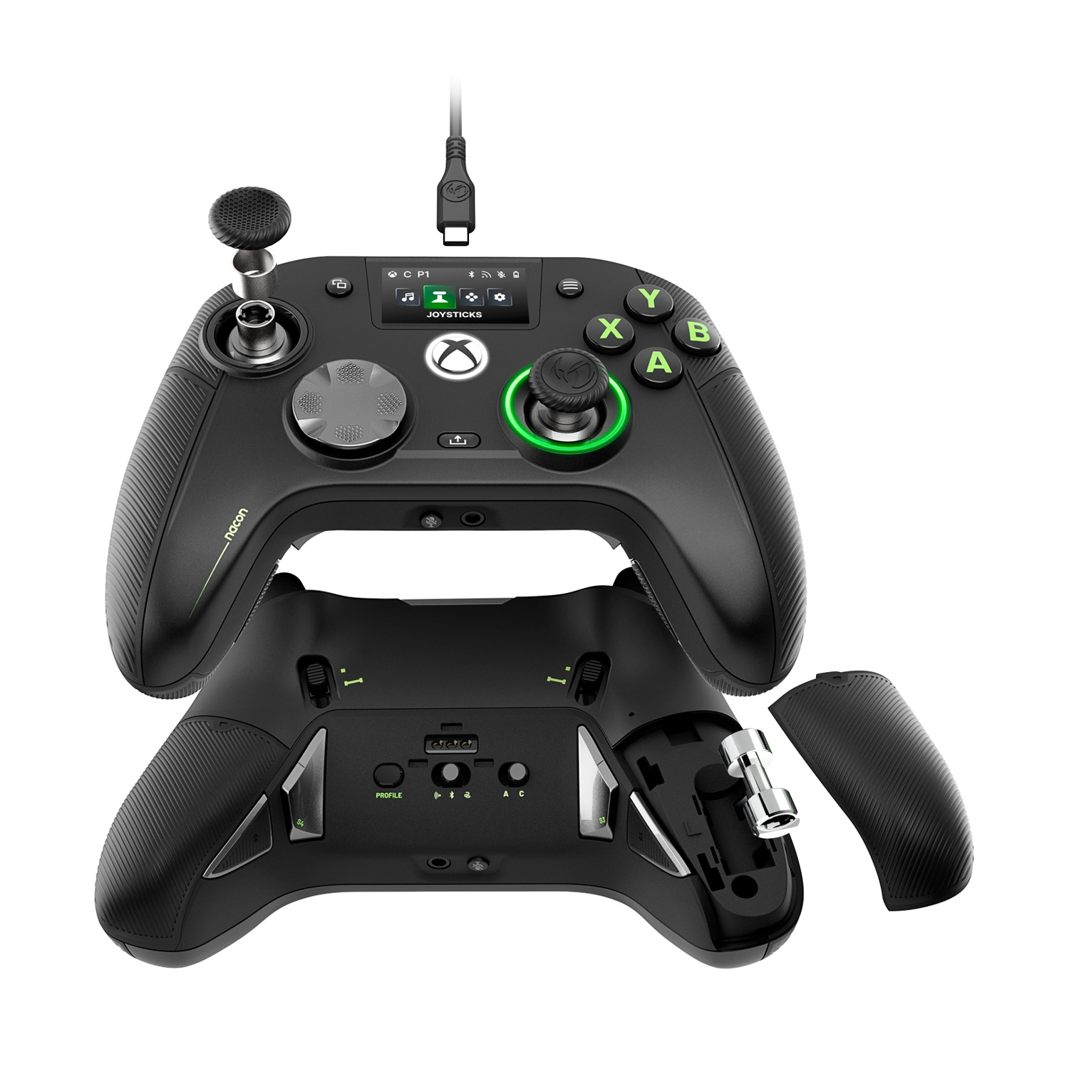 Controller Xbox nero con dettagli verdi. Il controller è smontato, mostrando componenti interni e un'impugnatura rimovibile.