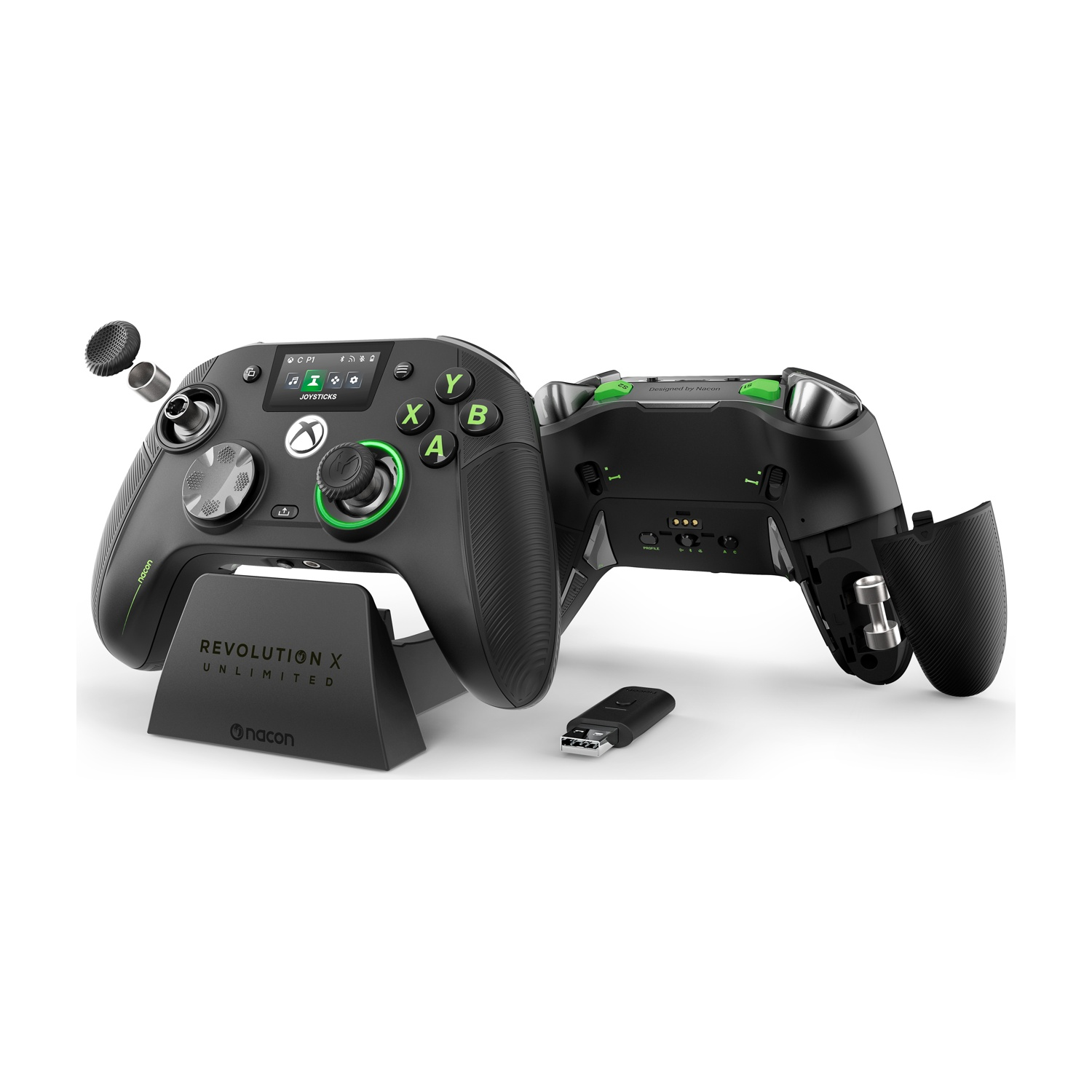 Controller Xbox nero e verde con accessori. Include il controller, un supporto, un dongle USB e componenti joystick intercambiabili.