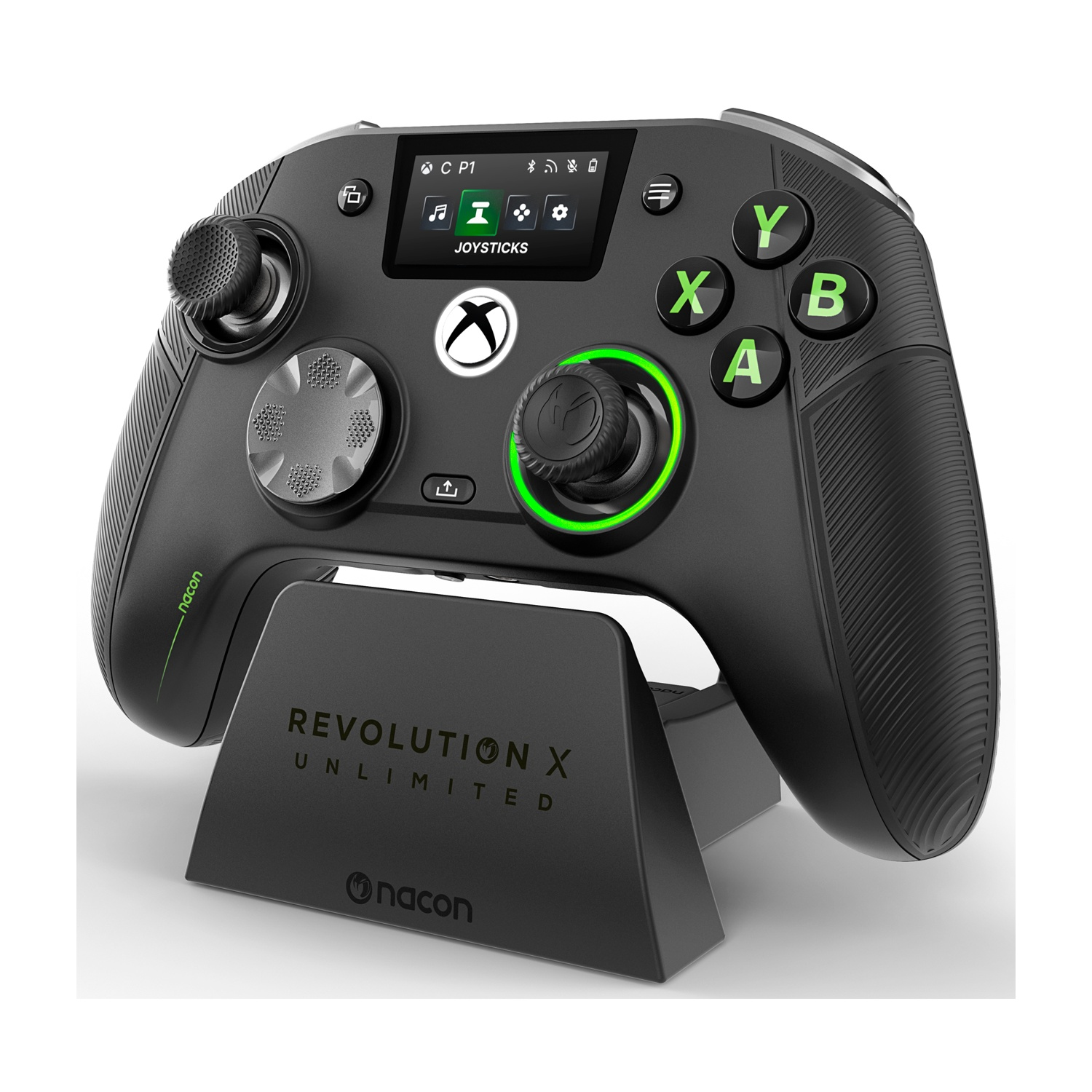 Controller Xbox nero su un supporto. Accenti verdi su joystick e pulsanti. Il supporto indica 'Revolution X Unlimited'.