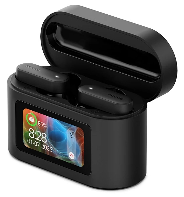 Czarne słuchawki Philips w etui ładującym. Etui ma ekran pokazujący baterię, godzinę i datę. Pokrywa jest otwarta.