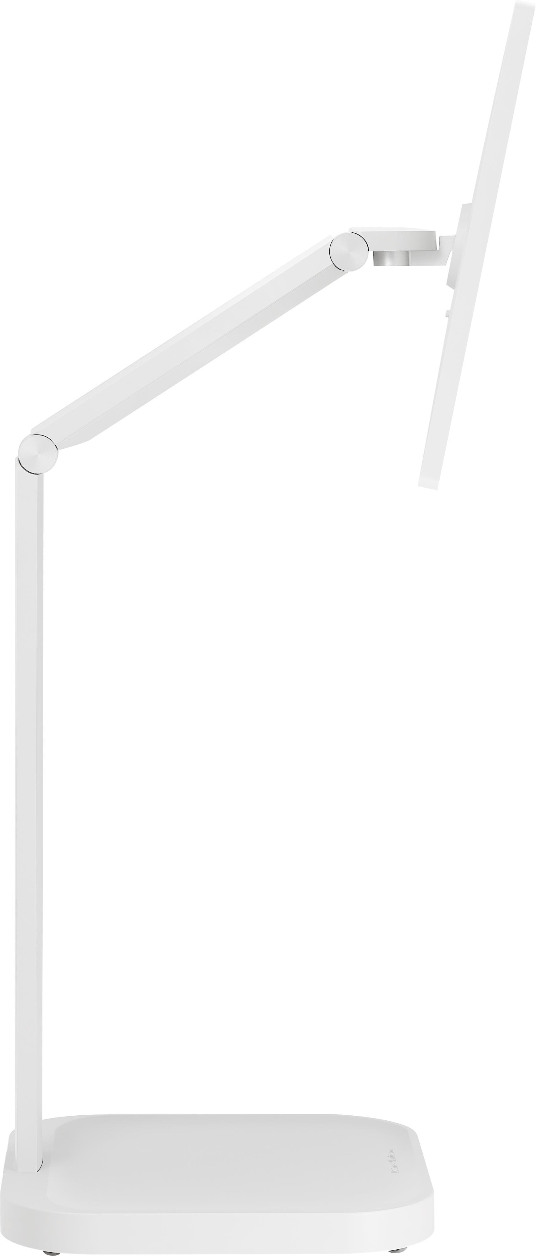 Ein weißer, verstellbarer Monitorständer. Er hat eine Basis, einen vertikalen Arm und einen Gelenkarm, der einen weißen Monitor trägt.