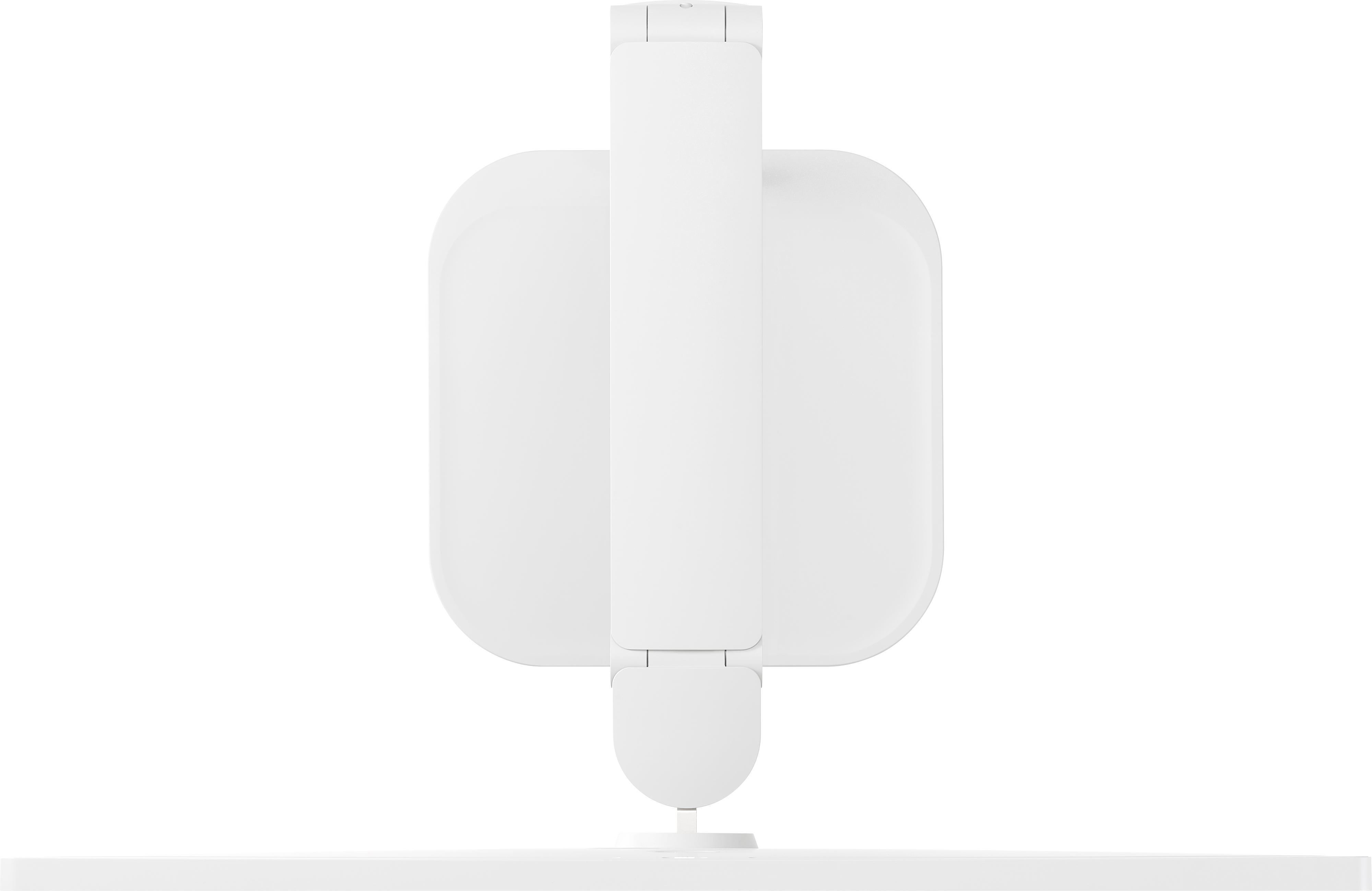 Eine weiße, moderne Lampe. Sie hat einen rechteckigen Kopf und Arm mit abgerundeter Basis. Der Hintergrund ist weiß.
