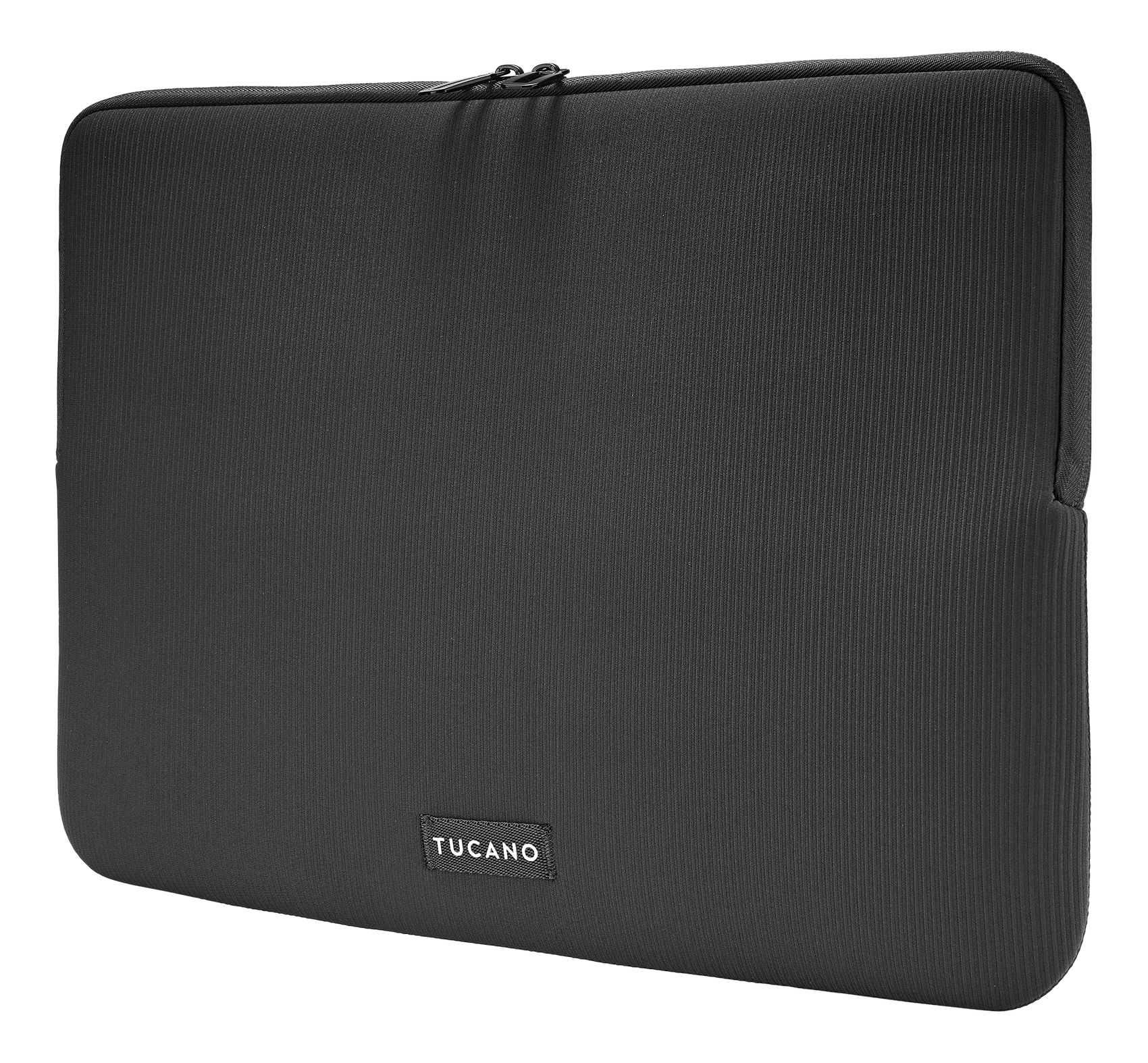 Una custodia per laptop Tucano nera con cerniera. La custodia ha una superficie strutturata e un bordo bianco.